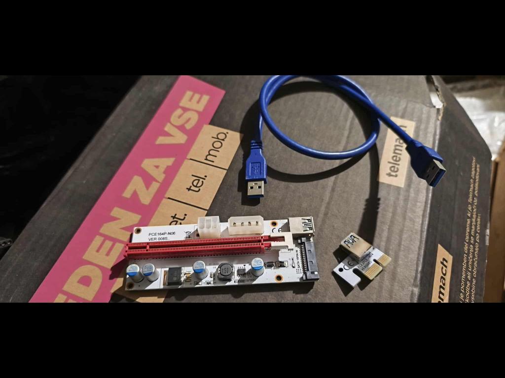 PCI-E Riser PCE164P-NO6 VER008s cca 50kom - 1