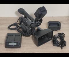 Profesionalna Kamera Sony HVR-V1E in Digitalni Snemalnik Sony HVR-MRC1