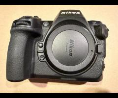Nikon Z8 ohišje, brezhibno stanje, malo rabljen, uvožen model