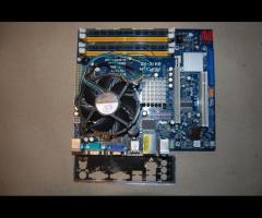 Asrock G41c-vs+CPU QUAD Q8400+4GB DDR2+cooler+io shield